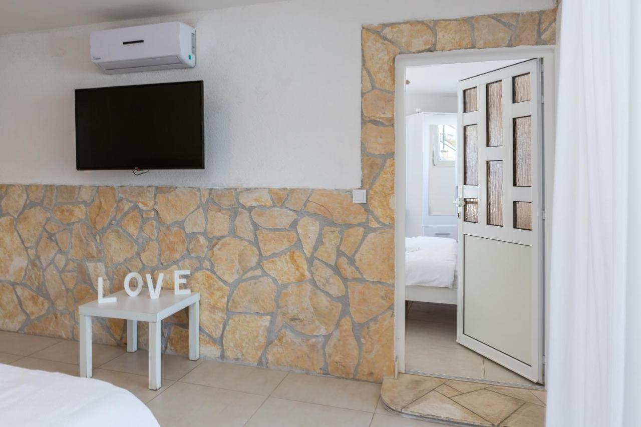 Estella Villa Apartments 로고즈니차 외부 사진